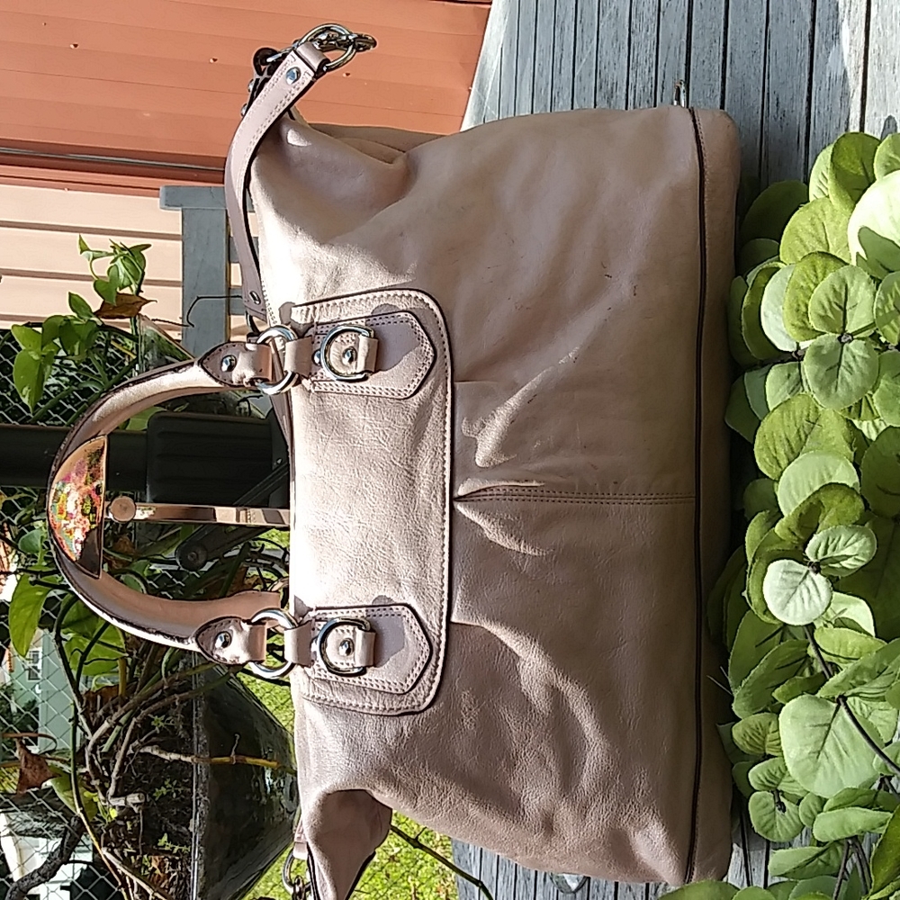 COACH LEATHER PURSE 👛 - Picture 8 of 17